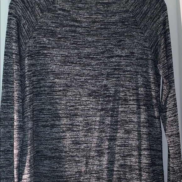 Marled Black and Gray Light Sweater - Picture 3 of 3